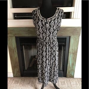 Beautiful dress by Kim Rodgers size large